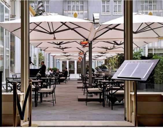 Canopy Tenda Payung untuk Café di Jakarta Selatan